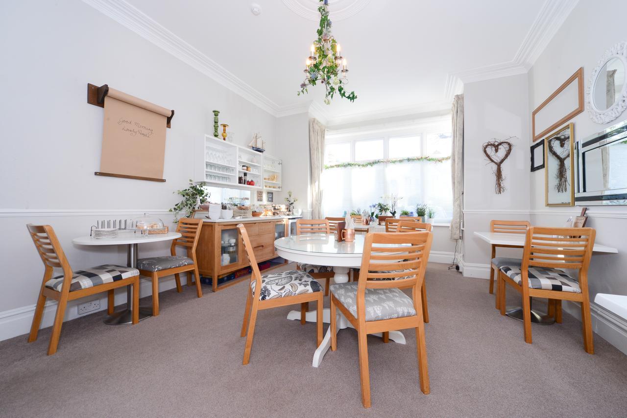 Mory House Bed and Breakfast Bournemouth Exteriör bild