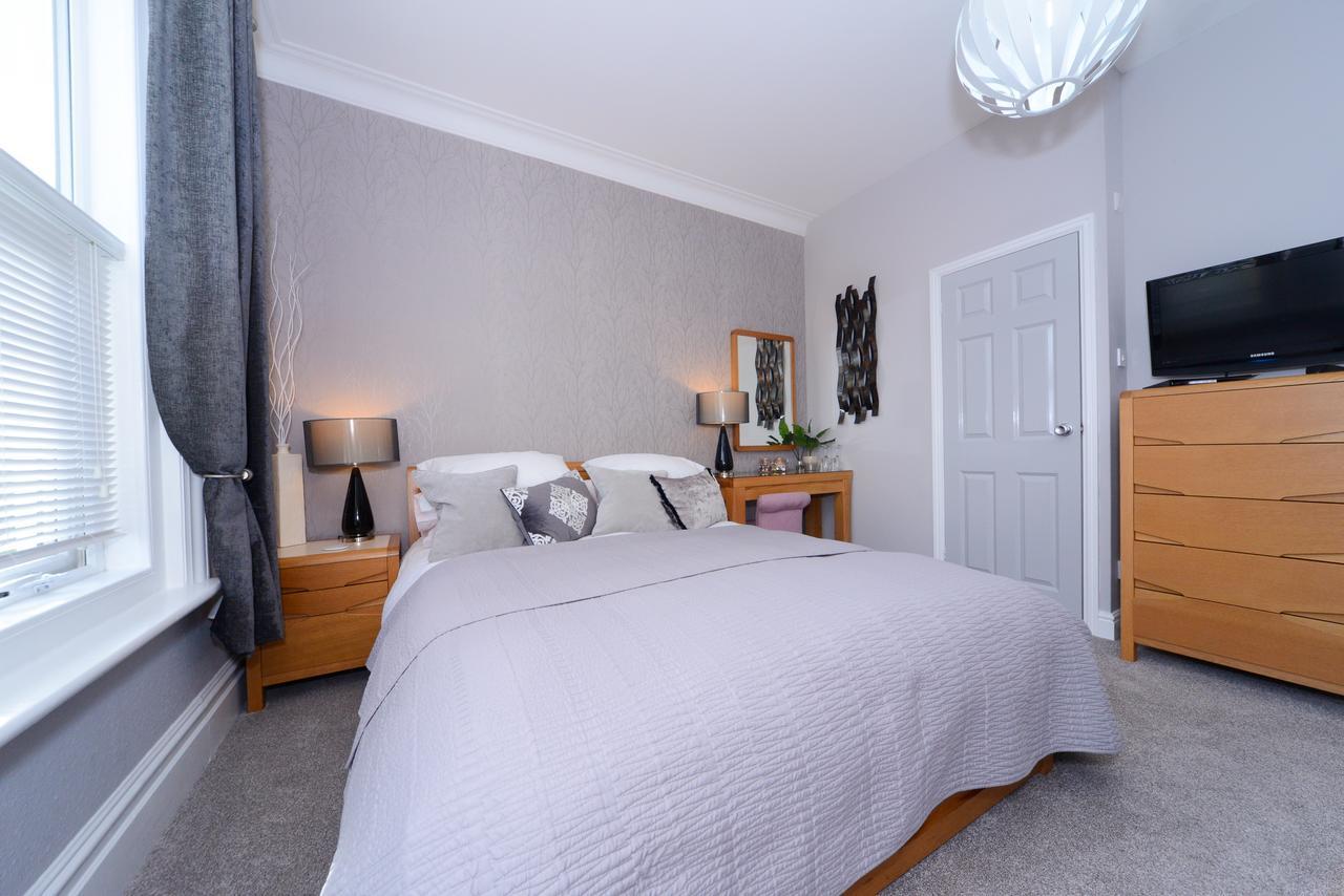 Mory House Bed and Breakfast Bournemouth Exteriör bild